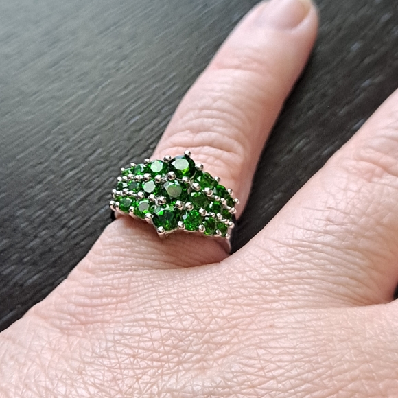 Sterling Silver & Chrome Diopside Ring • size 6.75 - Picture 3 of 9